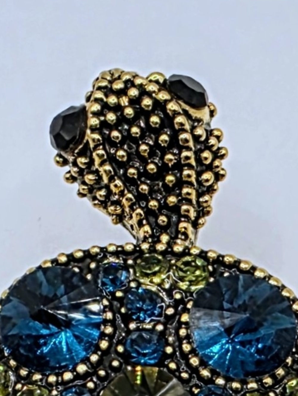 ๐ข Blue Green Crystal Sea Turtle Brooch Pin Gold Tone Rhinestone Ocean Jewelry - Picture 2 of 6
